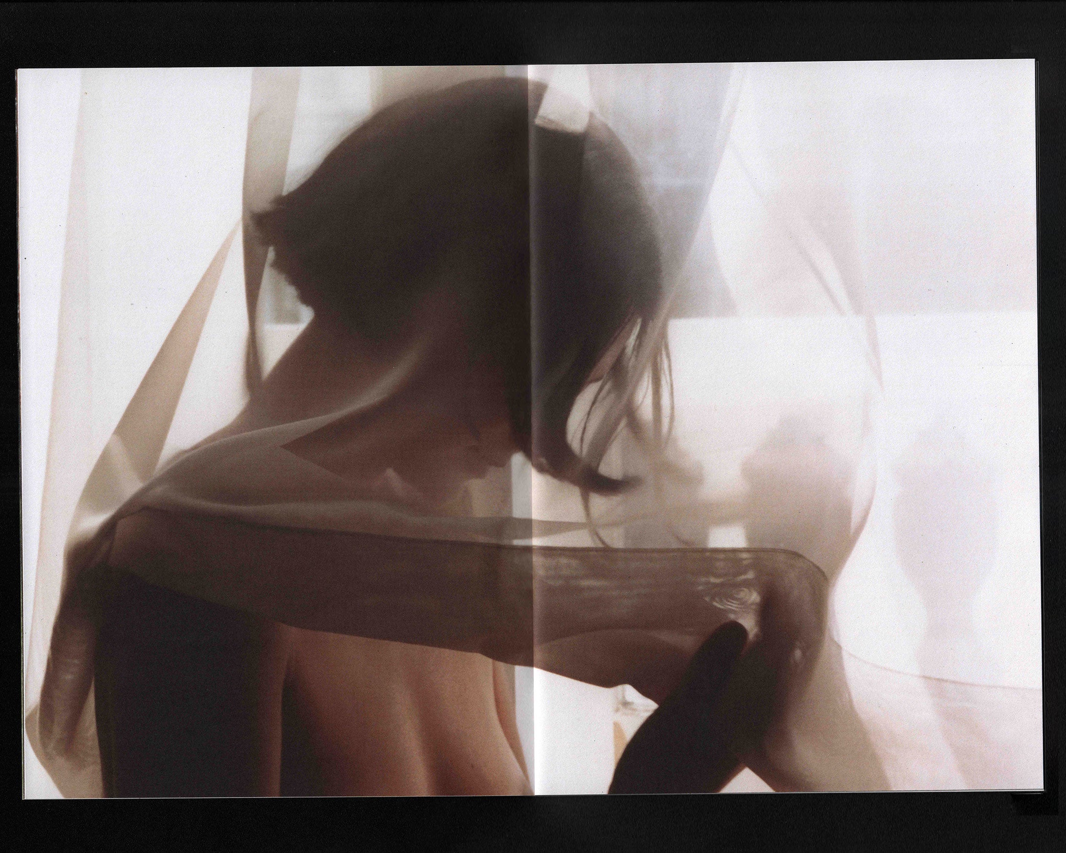 Motel Chronicles. London.: Olivia Parker