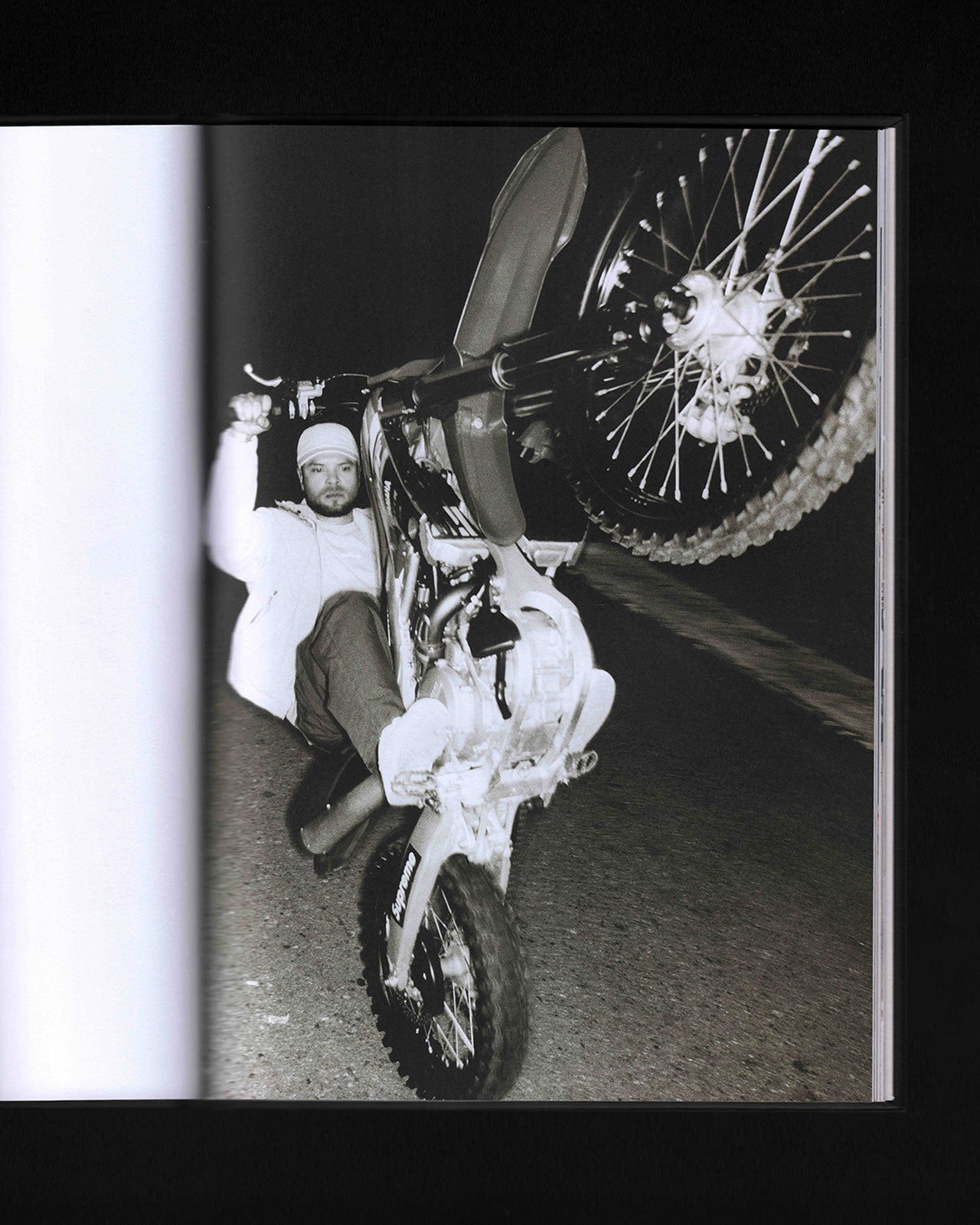 Los Pikes: Stone Island