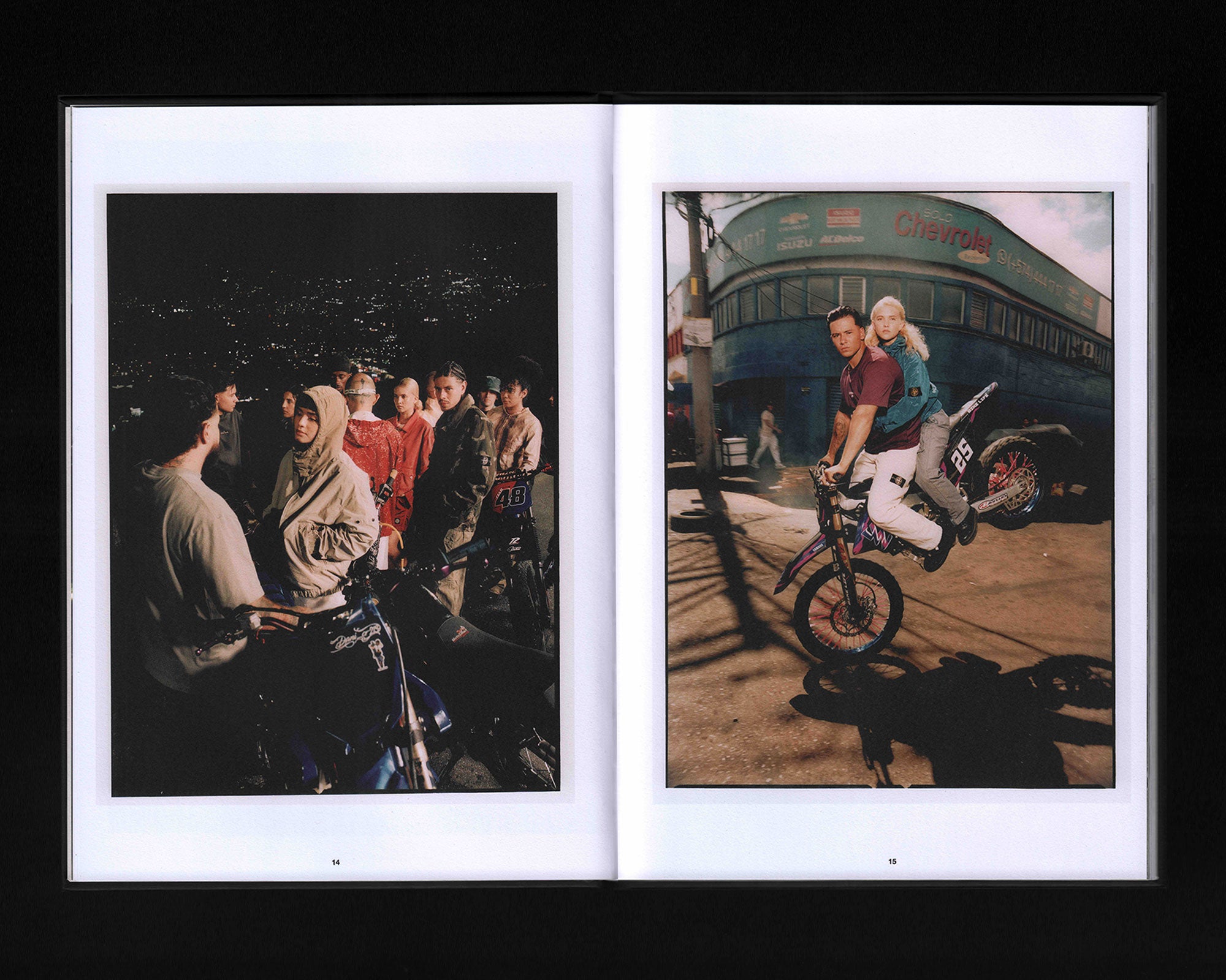 Los Pikes: Stone Island