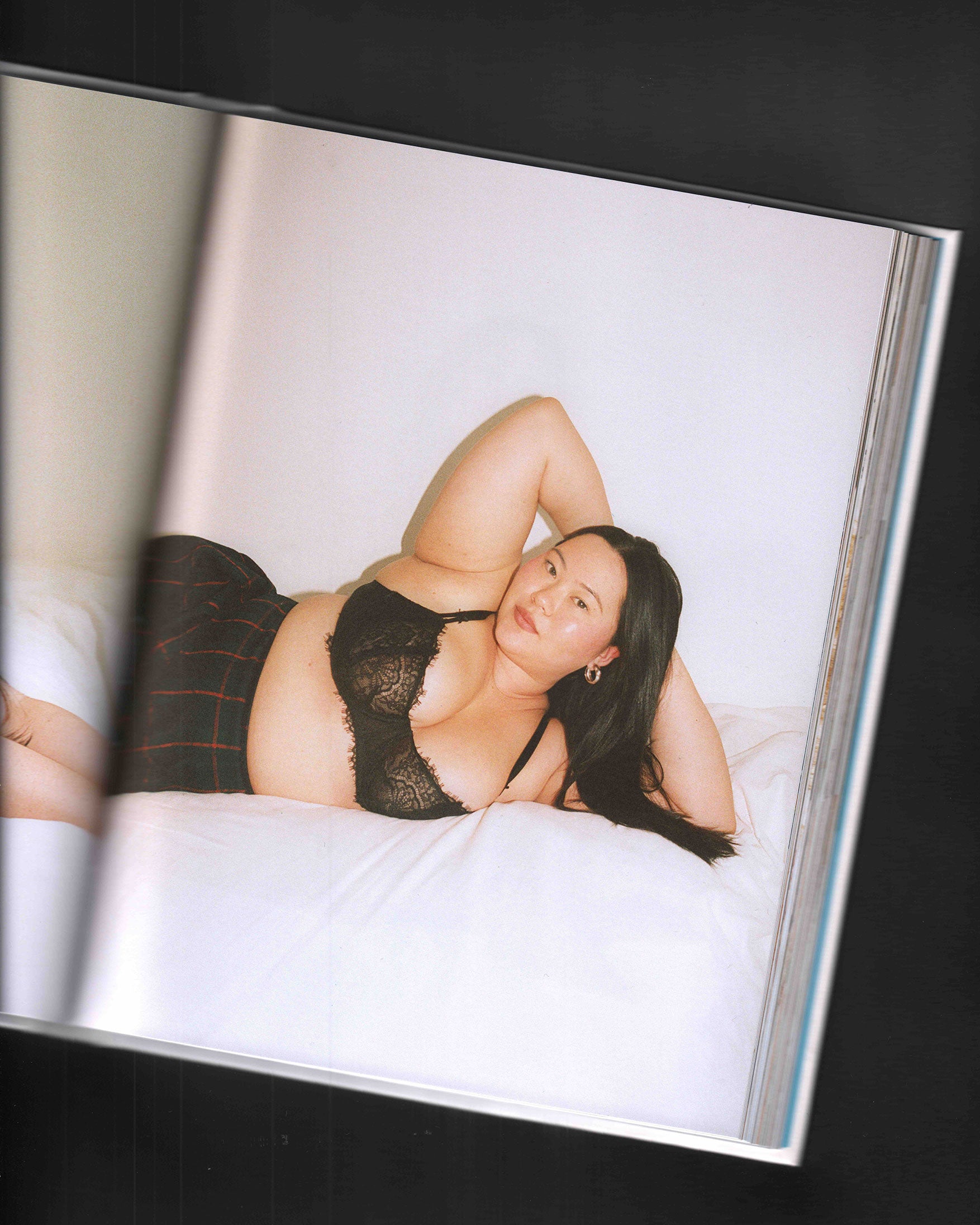 Girls in Bed: Morgan Maher